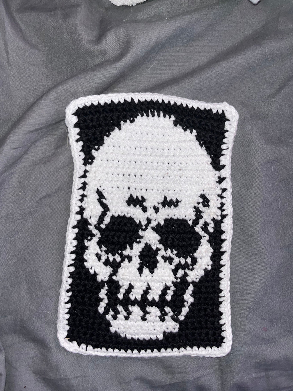 Skull tapestry