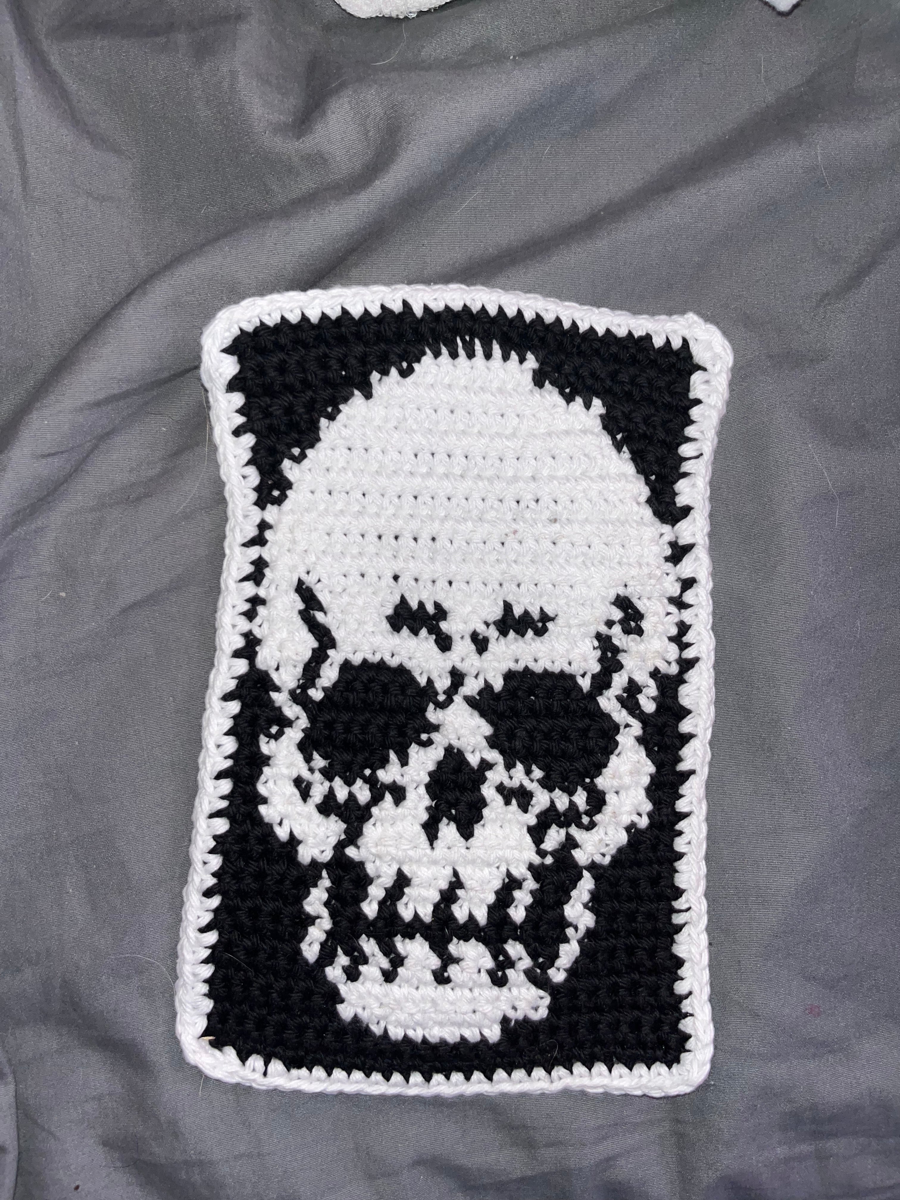 Skull tapestry