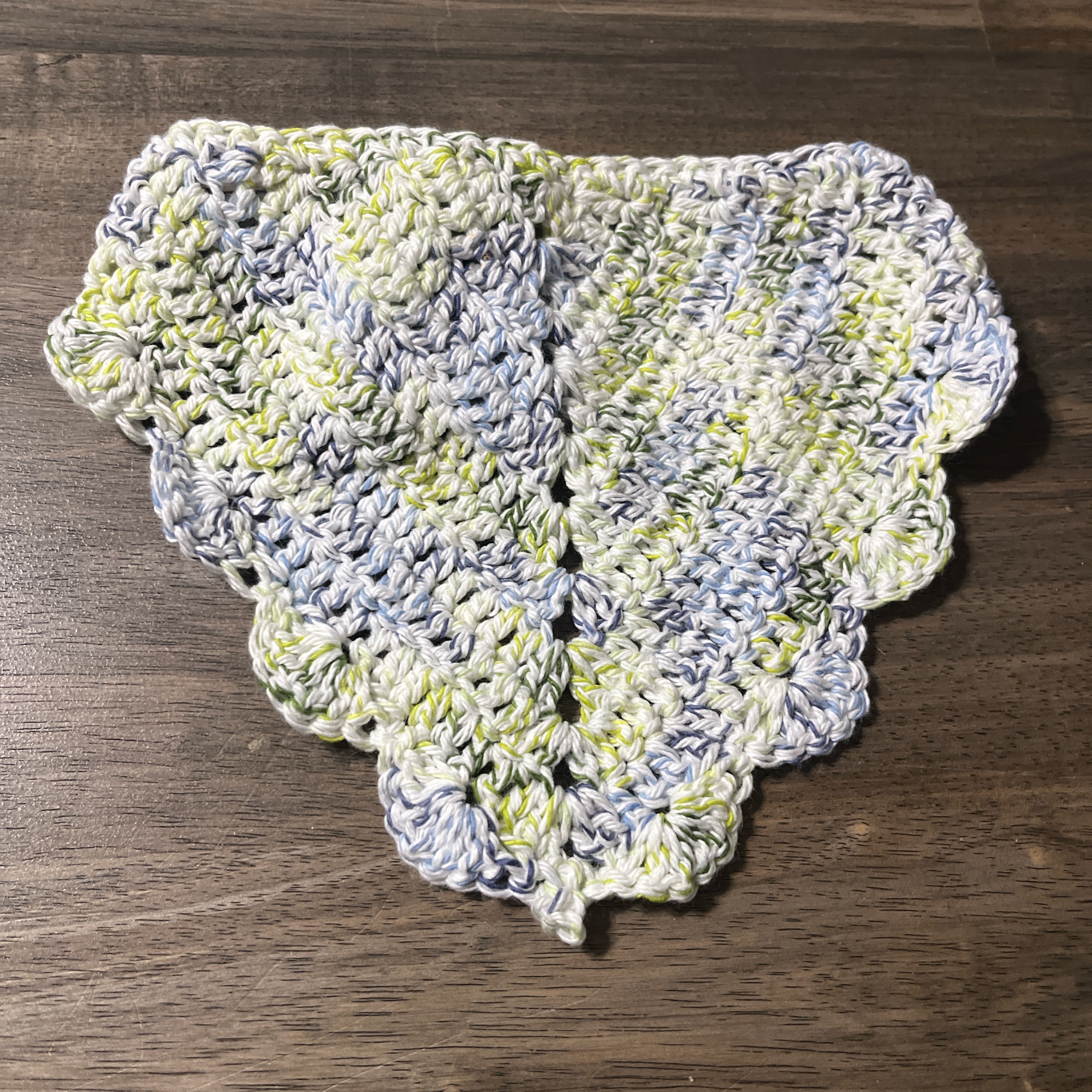 Mellow Fellow Scalloped bandana