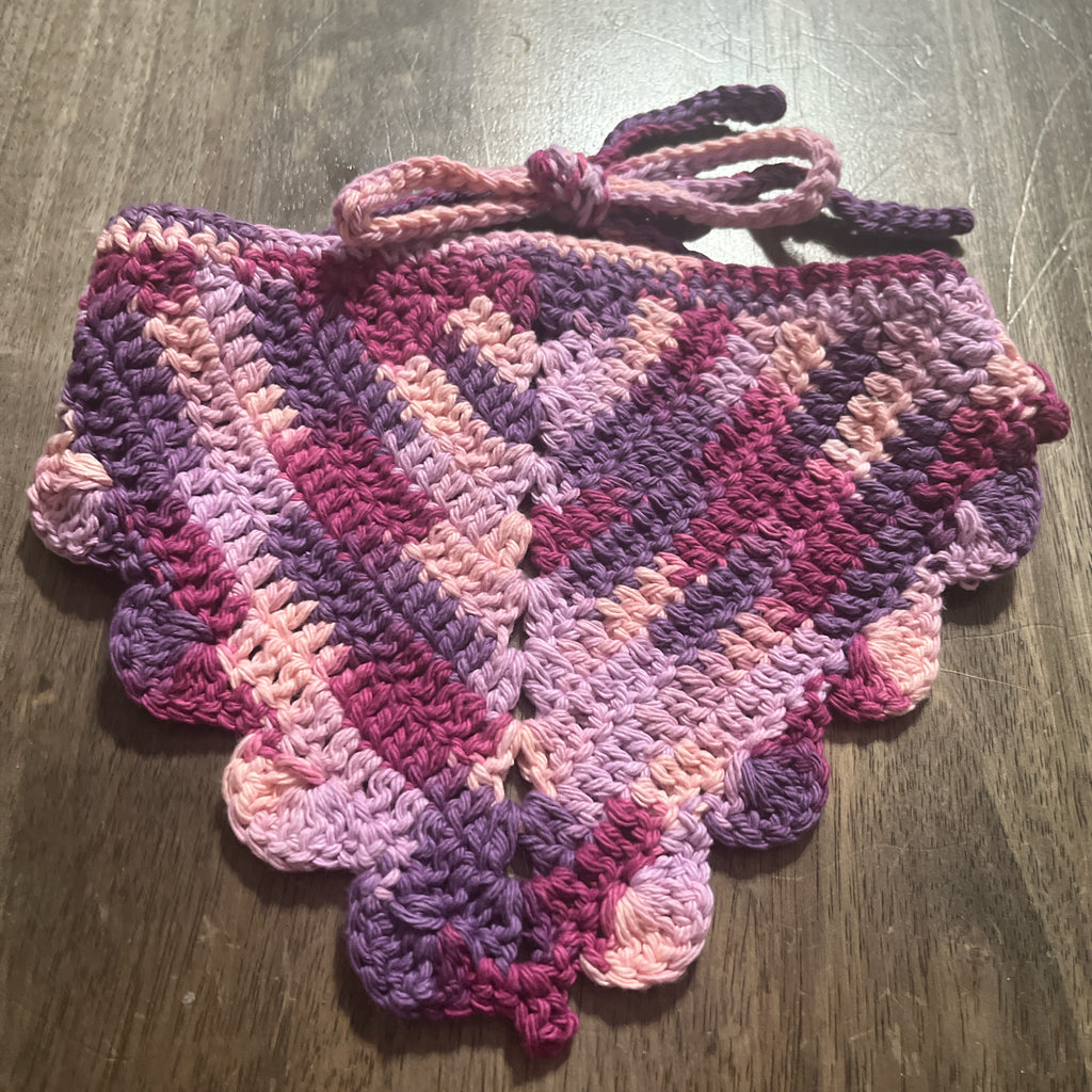 Scalloped bandana